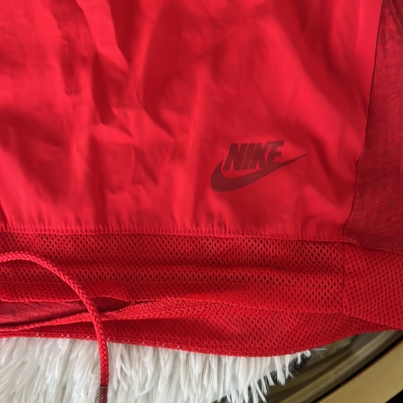 Red Nike shirt 100% Cotten EUC - Picture 2 of 6